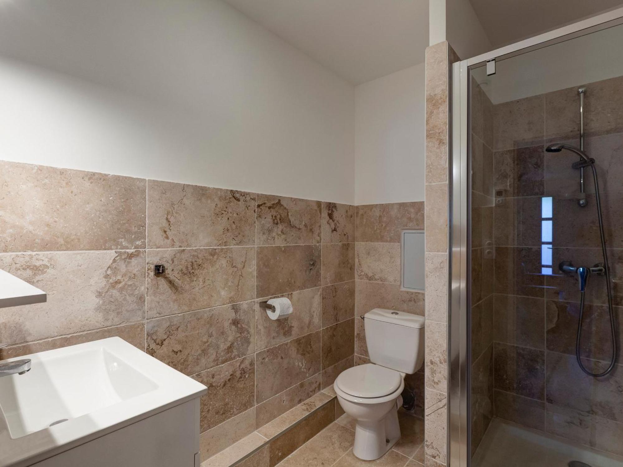 Appartement Neuf 2* Au Centre De Brides Avec Terrasse, Proche Telecabines Et Commerces - Fr-1-512-41 Ngoại thất bức ảnh